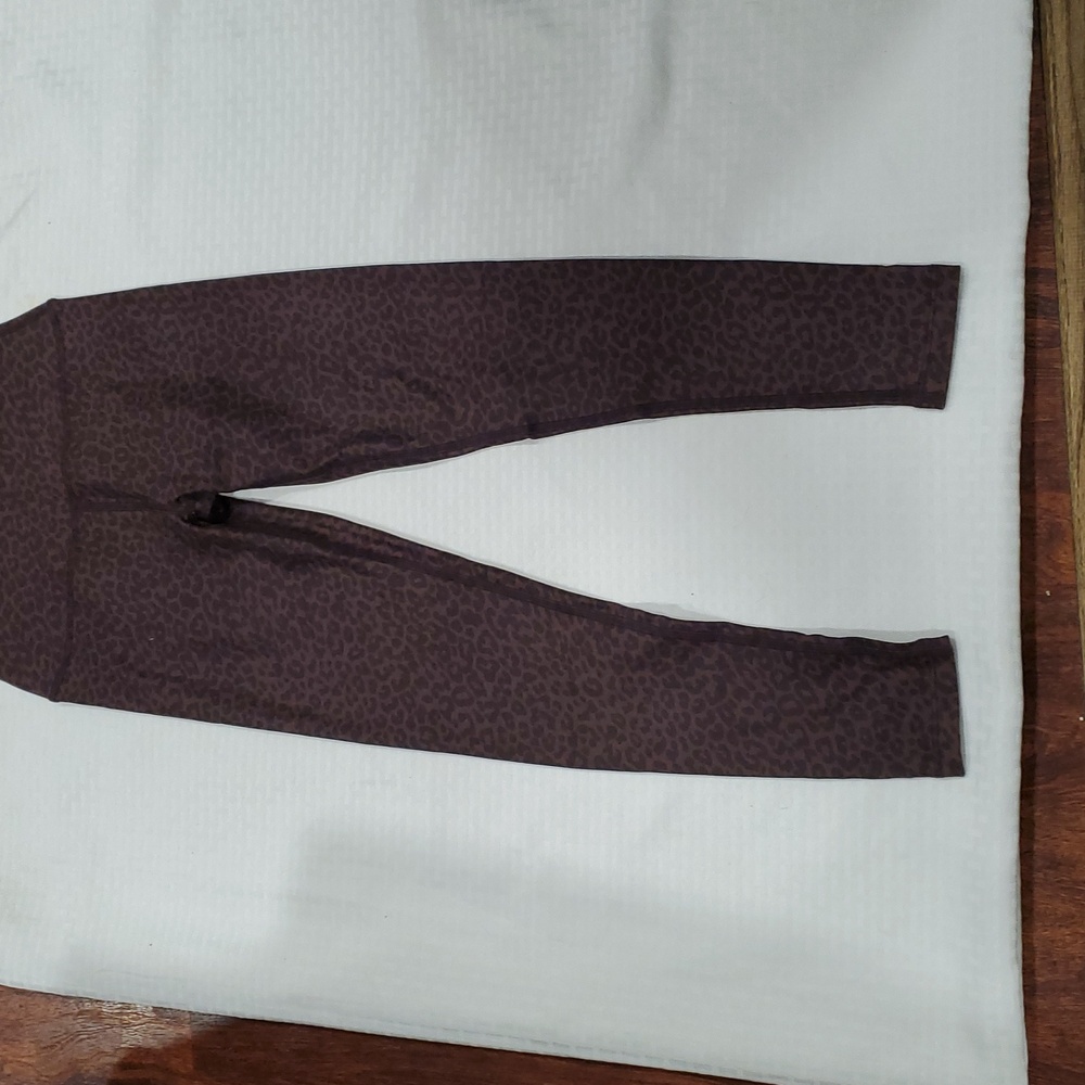 Beyond yoga Brown High-Rise crop ankle Leggings with Stretchy Fit - Picture 5 of 9
